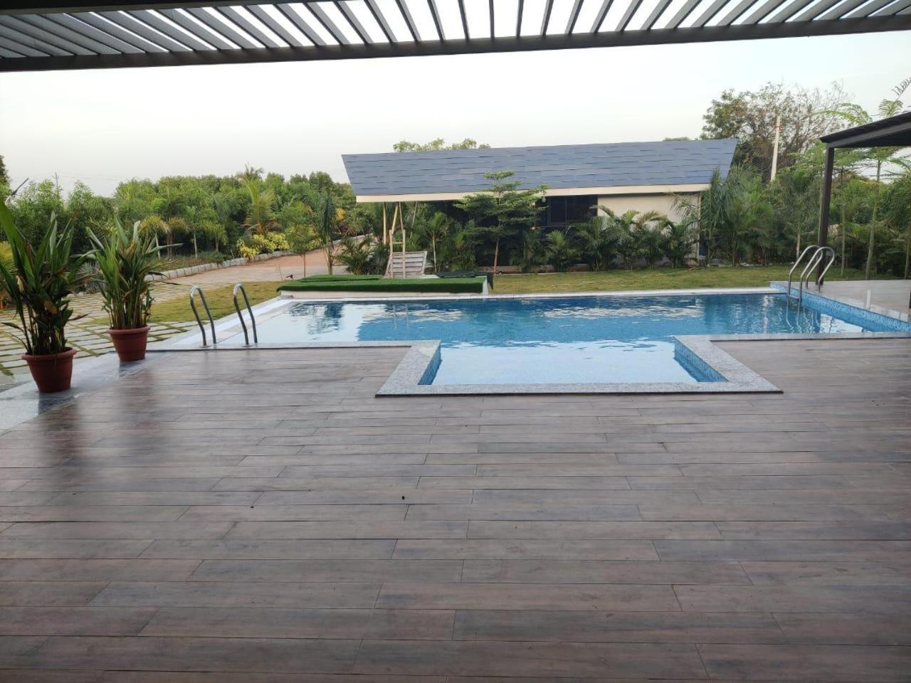 V R Farms Exotic Villa Venkatāpur Exterior foto