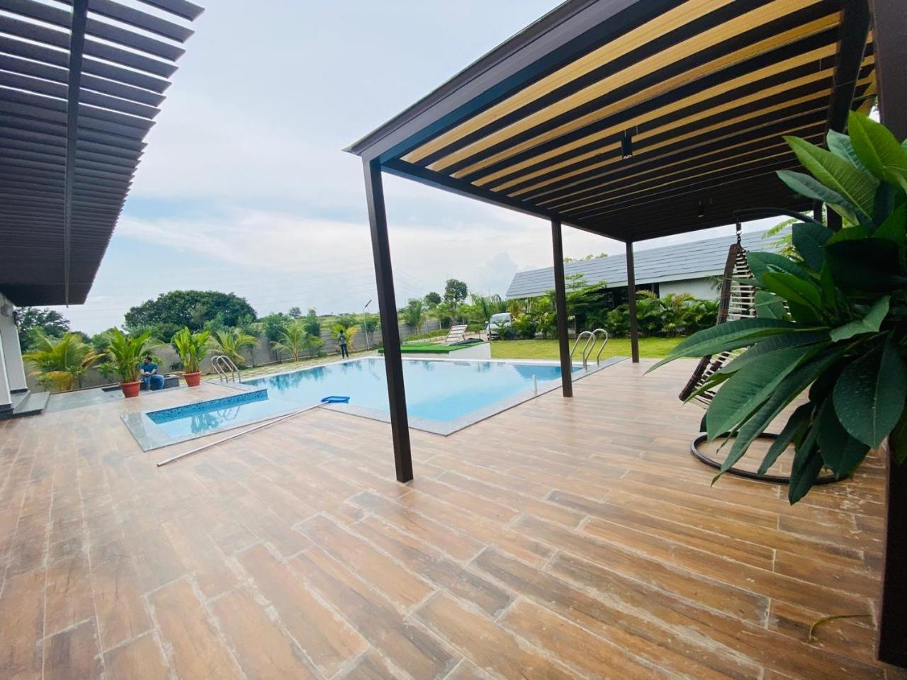 V R Farms Exotic Villa Venkatāpur Exterior foto
